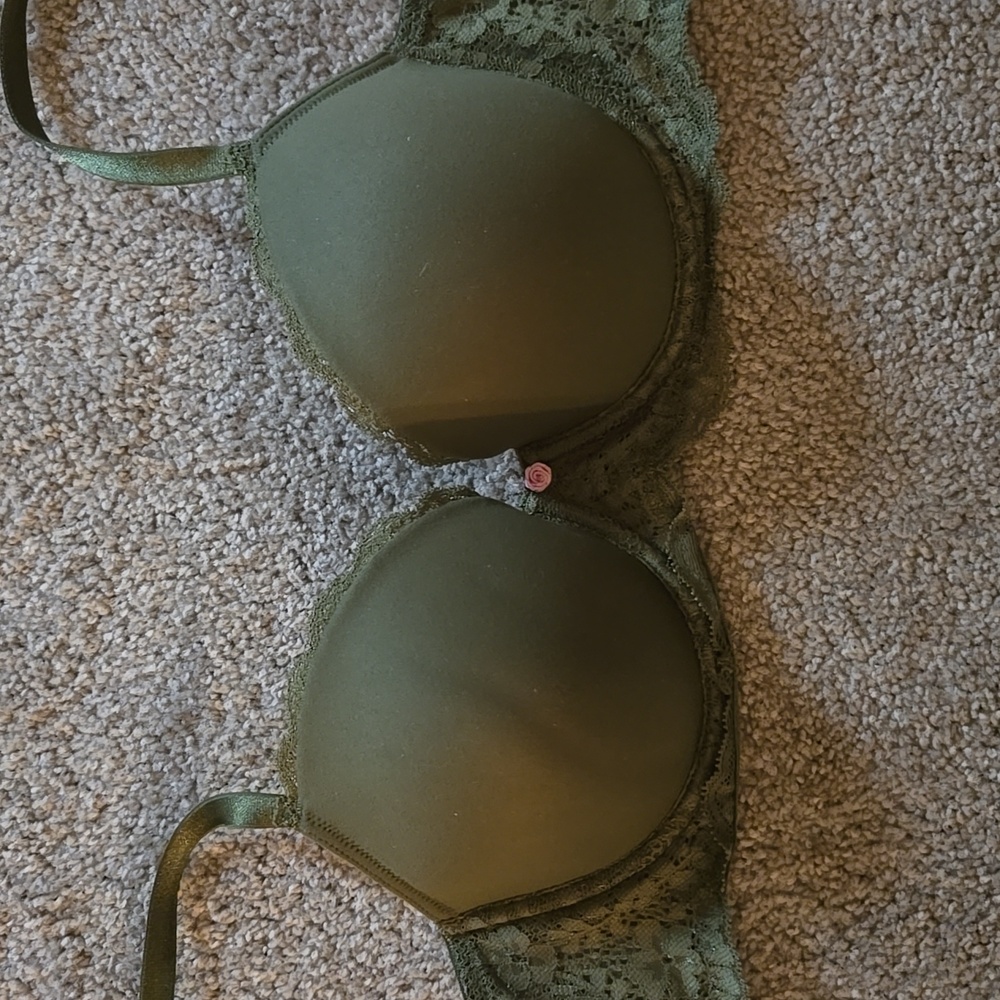 Victoria's Secret demi green 38C